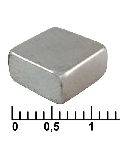 Магнит RUICHI B 8x8x4 мм, класс N35, квадратный