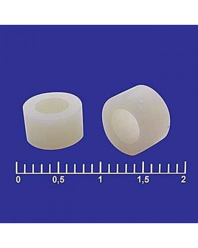 Втулка пластиковая RUICHI, внешний диаметр 7 мм, внутренний диаметр 4 мм, длина 4 мм