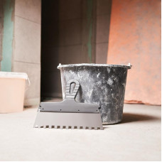 Шпатель фасадный REXANT 250 мм зуб 10х10 нержавеющая сталь, пластмассовая ручка