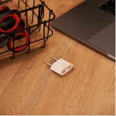 Адаптер сетевой (переходник) с Евро А/F на тонкую вилку С1 плоский «Тефаль» 6А б/з белый REXANT (блистер 1шт/уп.)