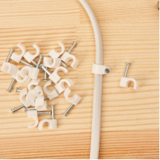 Крепеж кабеля круглый 5мм, белый (20 шт/уп) REXANT