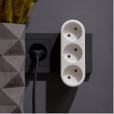 Тройник электрический линейный 10А б/з вертикальный, белый REXANT