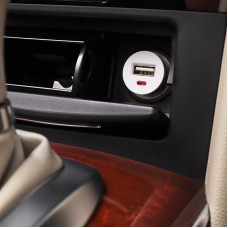 Автозарядка в прикуриватель USB (АЗУ) (5 V, 1000 mA) белая REXANT