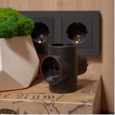 Тройник электрический 10А б/з, черный REXANT