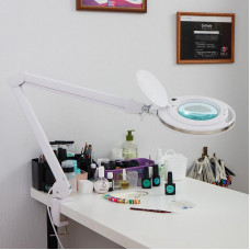 Лупа на струбцине круглая 3D с подсветкой 60 SMD LED, сенсорный регулятор яркости, ø127мм, белая REXANT