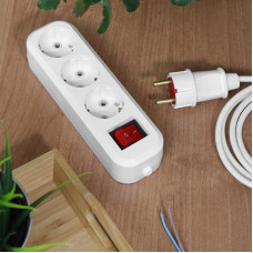 Колодка 3 гнезда с кнопкой c заземлением REXANT