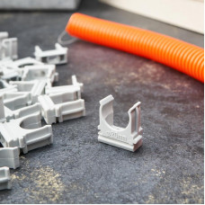 Крепеж-клипса для трубы ø20мм серая (10 шт/уп) REXANT