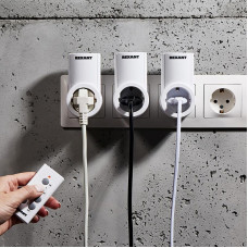 Радиоуправляемая  розетка c пультом RX-003 (один пульт, три розетки) 10А/30м REXANT
