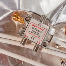 Делитель ТВх2 под F-разъем, 5-2500МГц СПУТНИК REXANT