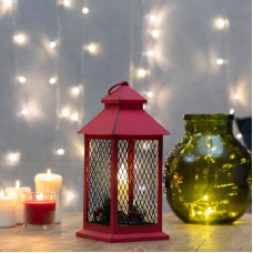 Декоративный фонарь со свечкой, красный корпус, размер 13,5х13,5х30,5 см, цвет ТЕПЛЫЙ БЕЛЫЙ