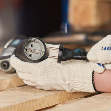 Розетка влагозащищенная переносная 1 гнездо, с/з, 16А, IP20/44 каучук, черная REXANT