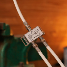 Делитель ТВх2 под F-разъем, 5-1000МГц REXANT