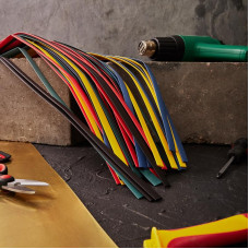 Набор термоусаживаемых трубок ТУТ нг 8,0/4,0мм, пять цветов, упаковка 50 шт. по 1м REXANT