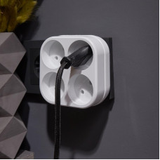 Четверник электрический 6А б/з белый