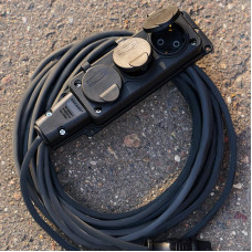 Удлинитель-шнур КГ 3х1,5, 10м, 3 гнезда, морозостойкий, с/з, 16А, 3500Вт, IP44 (Сделано в России) REXANT